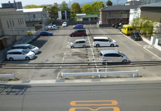 徳島文理大学 月極駐車場