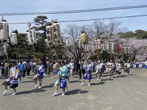 阿波踊り